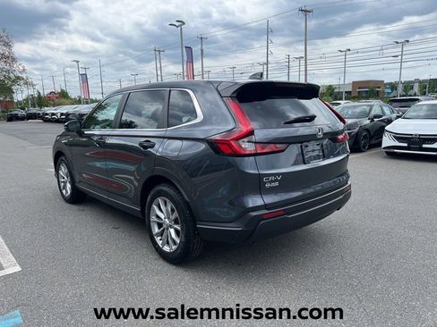 Used 2023 Honda CR-V EX image 5