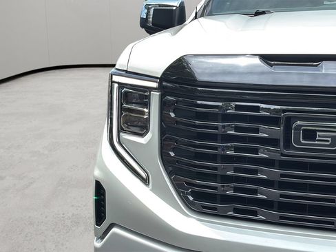 Used 2024 GMC Sierra 1500 Denali Ultimate AWD/4WD image 44