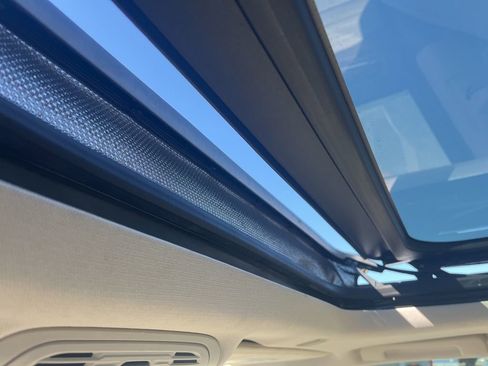 Used 2021 GMC Yukon XL Denali w/ Denali Premium Package RWD image 22