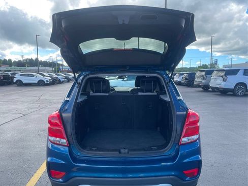 Used 2020 Chevrolet Trax LT w/ Sun & Sound Package AWD/4WD image 22