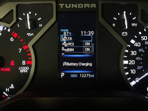 Used 2025 Toyota Tundra SR5 w/ SR5 Premium Package AWD/4WD image 13