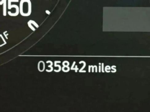 Used 2024 Land Rover Defender 130 S AWD/4WD image 44