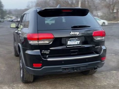Used 2018 Jeep Grand Cherokee Limited image 7