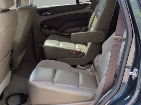 Used 2020 Chevrolet Tahoe LT RWD image 14