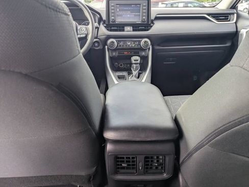 Used 2022 Toyota RAV4 XLE FWD image 26