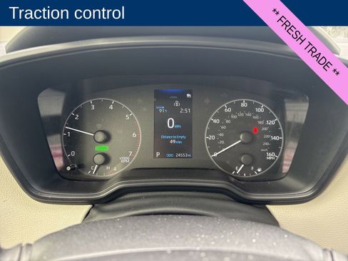 Used 2023 Toyota Corolla LE image 6