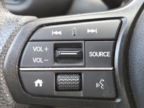 Used 2025 Honda HR-V LX image 11