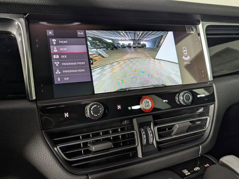 New 2026 Porsche Macan AWD/4WD image 32