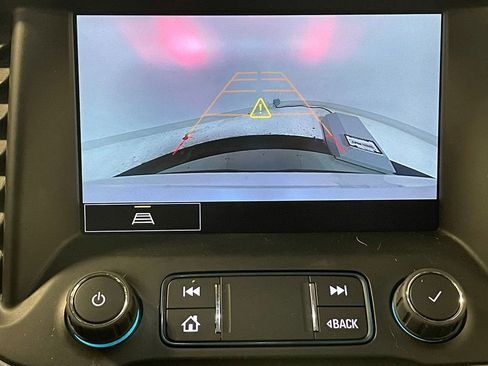 Used 2023 GMC Acadia SLT image 4