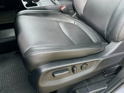 Used 2025 Honda Odyssey EX-L image 12