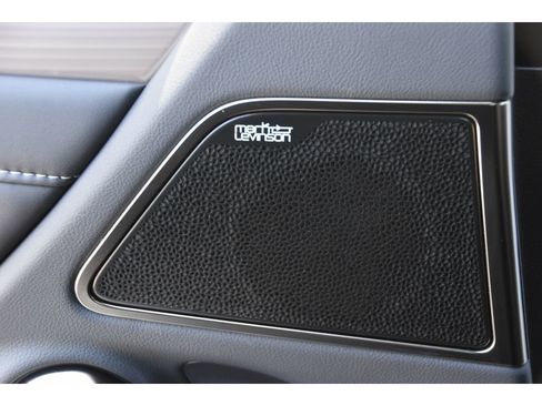 Used 2024 Lexus ES 300h F Sport image 19