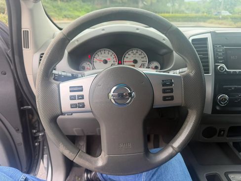 Used 2017 Nissan Frontier Desert Runner RWD image 21