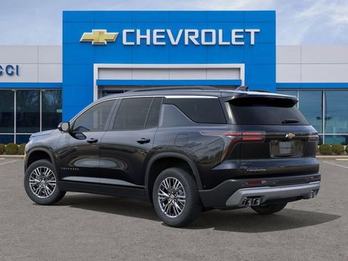 New 2026 Chevrolet Traverse LT image 3