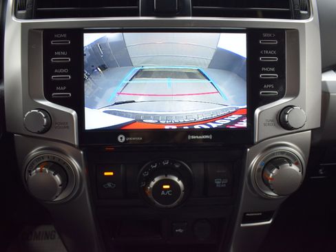 Used 2021 Toyota 4Runner SR5 AWD/4WD image 18