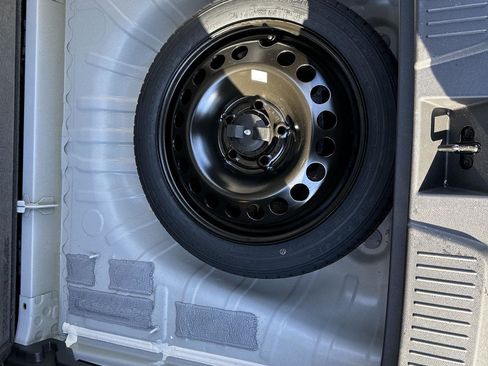 Used 2025 Chevrolet Trax RS w/ Driver Confidence Package image 25