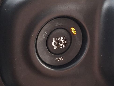Certified 2022 Jeep Wrangler Unlimited Sport AWD/4WD image 24
