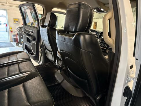 Used 2020 RAM 1500 Laramie image 44