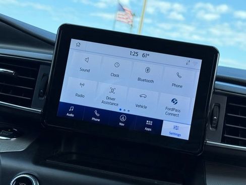 Used 2020 Ford Explorer XLT w/ Equipment Group 202A image 27