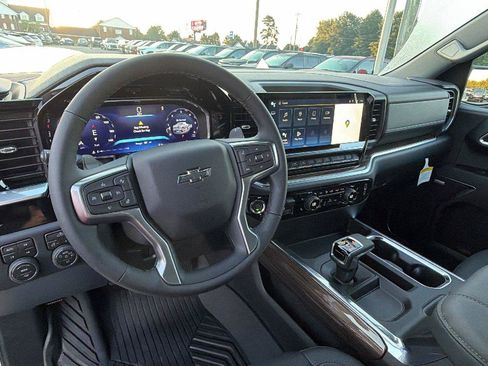 New 2026 Chevrolet Silverado 1500 RST w/ True North Edition Plus AWD/4WD image 3
