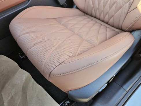 New 2026 Mitsubishi Outlander SEL image 8