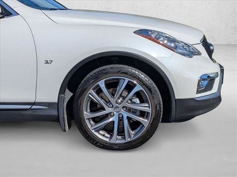 Used 2017 INFINITI QX50 AWD w/ Deluxe Touring Package image 25