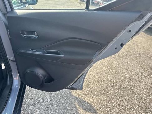 Used 2023 Nissan Kicks SV FWD image 21