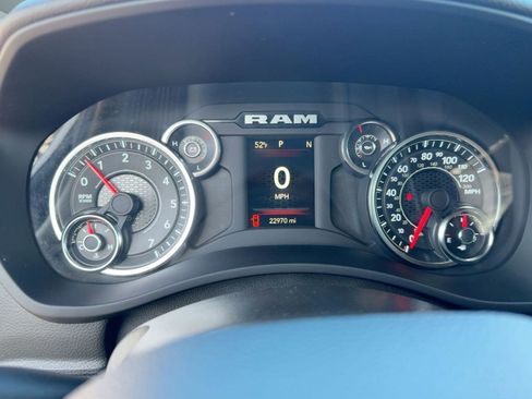 Used 2024 RAM 2500 Big Horn w/ Bed Utility Group image 17