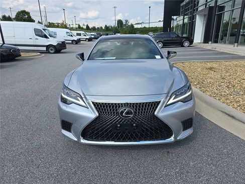 Used 2023 Lexus LS 500 AWD w/ Interior Upgrade Package image 9