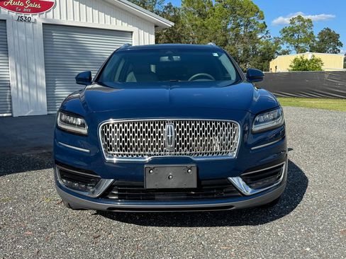 Used 2019 Lincoln Nautilus Reserve w/ Driver Assistance Package FWD image 2