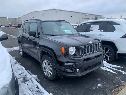 Used 2022 Jeep Renegade Latitude w/ Convenience Group