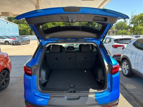 Used 2025 Chevrolet Blazer LT FWD image 32