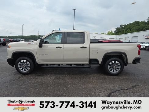 New 2026 Chevrolet Silverado 2500 Custom w/ Custom Value Package AWD/4WD image 5