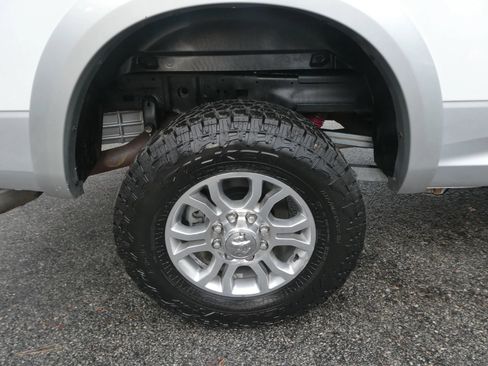 Used 2014 RAM 2500 Laramie w/ Convenience Group AWD/4WD image 29