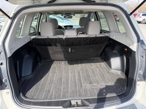 Used 2016 Subaru Forester 2.5i Premium image 16