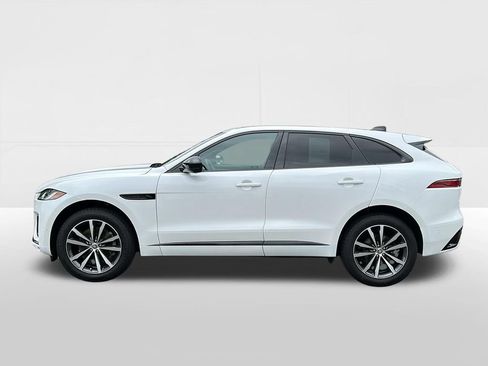 Used 2026 Jaguar F-PACE R-Dynamic S AWD/4WD image 8