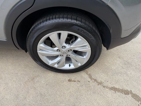 Used 2024 Buick Encore GX Preferred FWD image 36