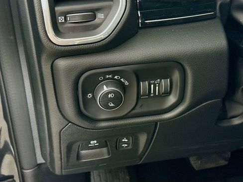New 2026 RAM 1500 Laramie AWD/4WD image 10