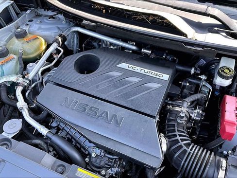 Used 2023 Nissan Rogue SV w/ SV Premium Package FWD image 35