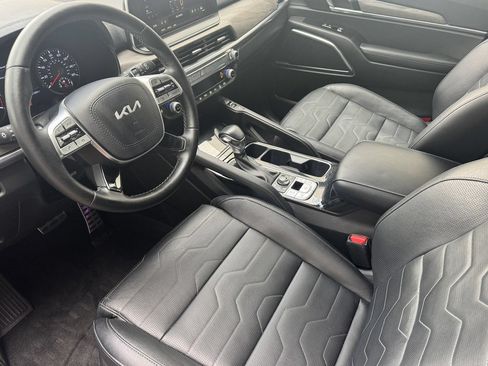 Used 2022 Kia Telluride SX w/ SX Prestige Package AWD/4WD image 10