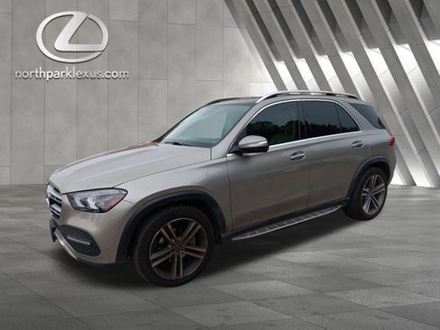 Used 2022 Mercedes-Benz GLE 350 4MATIC image 3