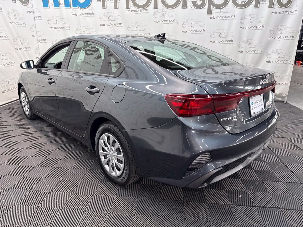 Used 2023 Kia Forte LX FWD image 4