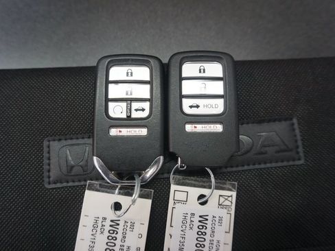 Used 2021 Honda Accord Sport image 16
