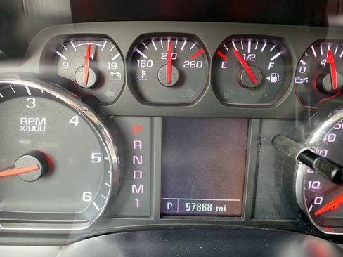 Used 2015 Chevrolet Silverado 2500 W/T AWD/4WD image 12