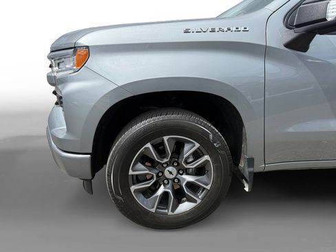 Used 2024 Chevrolet Silverado 1500 RST w/ Convenience Package II image 9