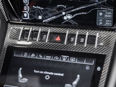 Used 2024 Lamborghini Urus Performante image 39