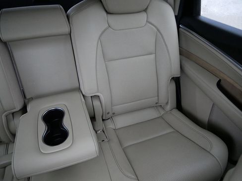 Used 2020 Acura MDX SH-AWD w/ Technology Package image 14