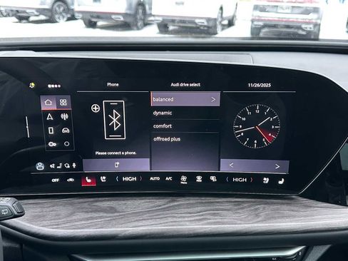 New 2025 Audi Q5 Premium Plus image 25