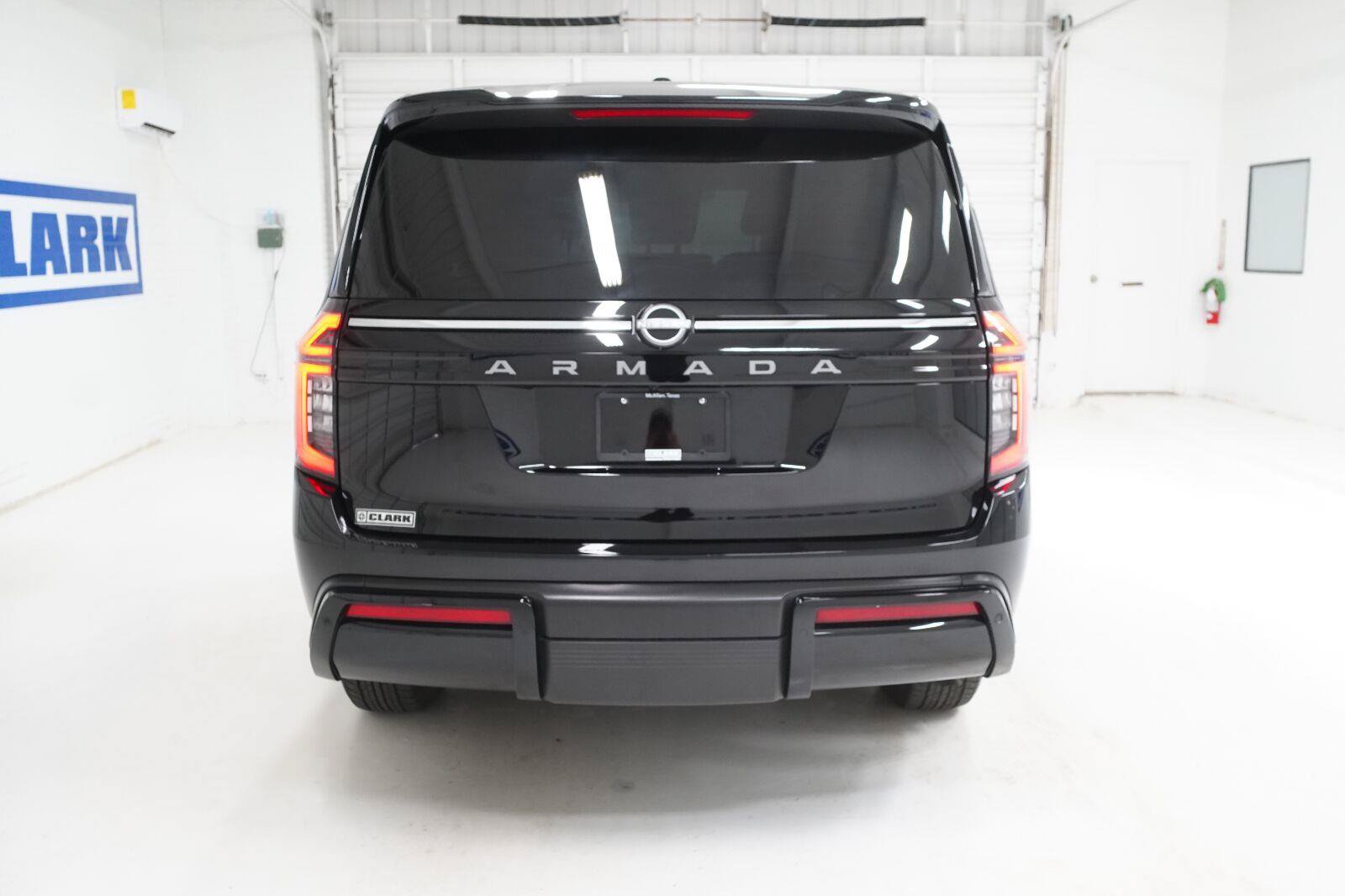 Used 2025 Nissan Armada SV RWD image 24
