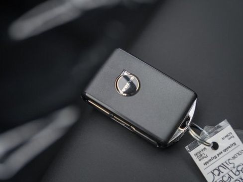 New 2026 Volvo XC60 B5 Plus w/ Protection Package Premier image 40