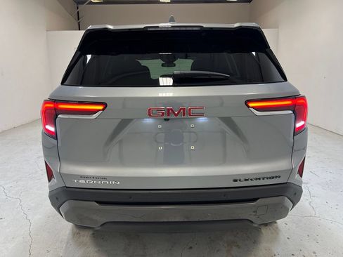 Used 2025 GMC Terrain Elevation FWD image 10